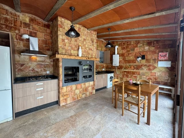 2 bedroom Finca/Country House for rent in Cehegín with pool garage - € 650 (Ref: 9486964)