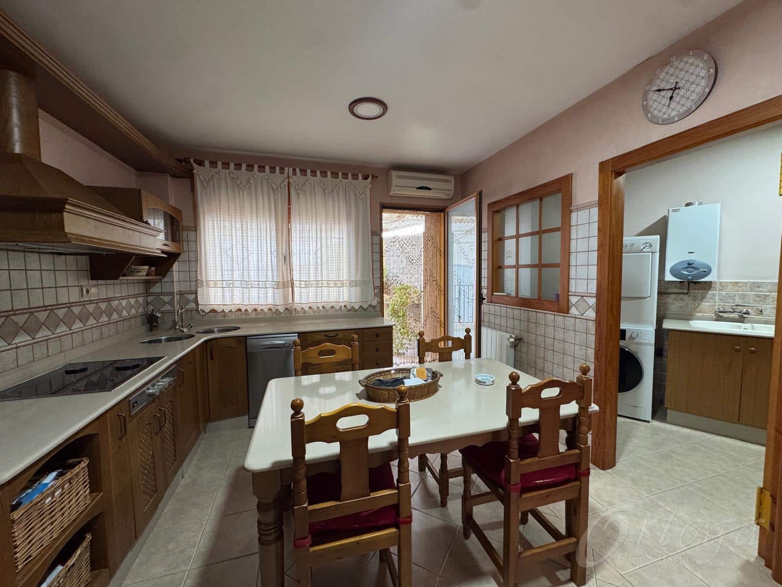 Casa de 4 habitaciones en Cehegín en venta con garaje - 230.000 € (Ref: 9486966)