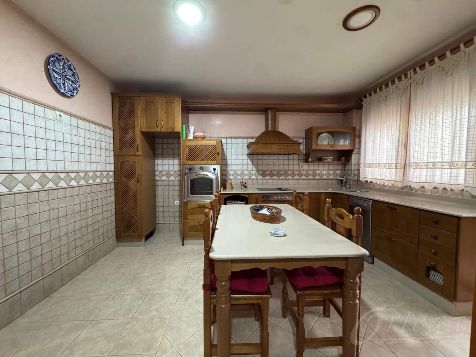 Casa de 4 habitaciones en Cehegín en venta con garaje - 230.000 € (Ref: 9486966)