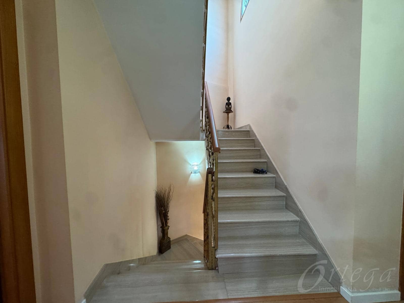 Casa de 4 habitaciones en Cehegín en venta con garaje - 230.000 € (Ref: 9486966)