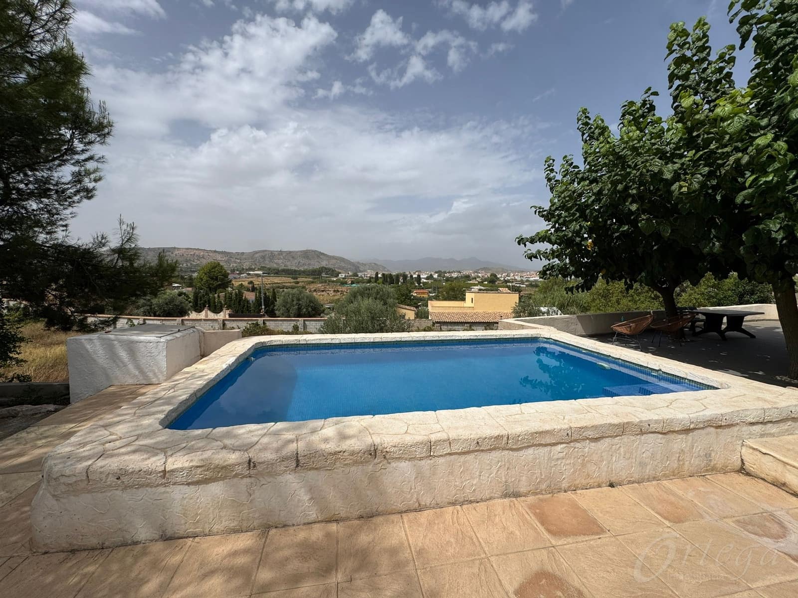 6 sypialnia Finka/Dom wiejski na sprzedaż w Cehegin z basenem garażem - 205 000 € (Ref: 9486967)