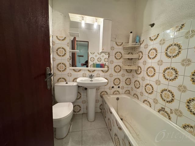 Casa de 4 habitaciones en Cehegín en venta con garaje - 59.500 € (Ref: 9486969)