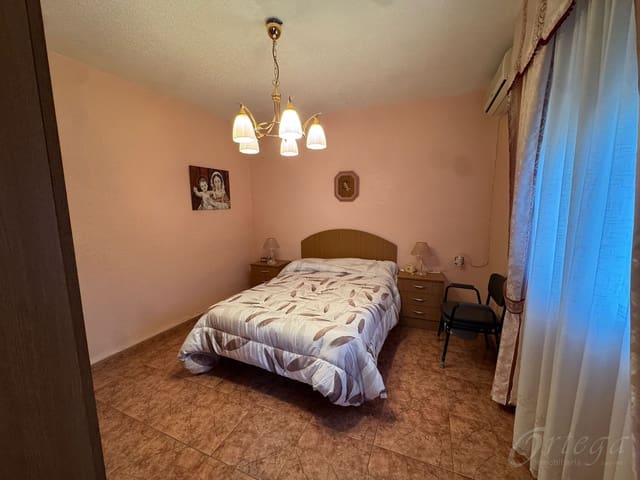 Casa de 4 habitaciones en Cehegín en venta con garaje - 59.500 € (Ref: 9486969)