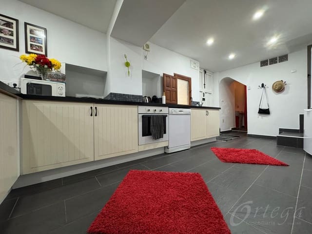 4 makuuhuone Omakotitalo myytävänä paikassa Cehegín - 89 900 € (Ref: 9486970)