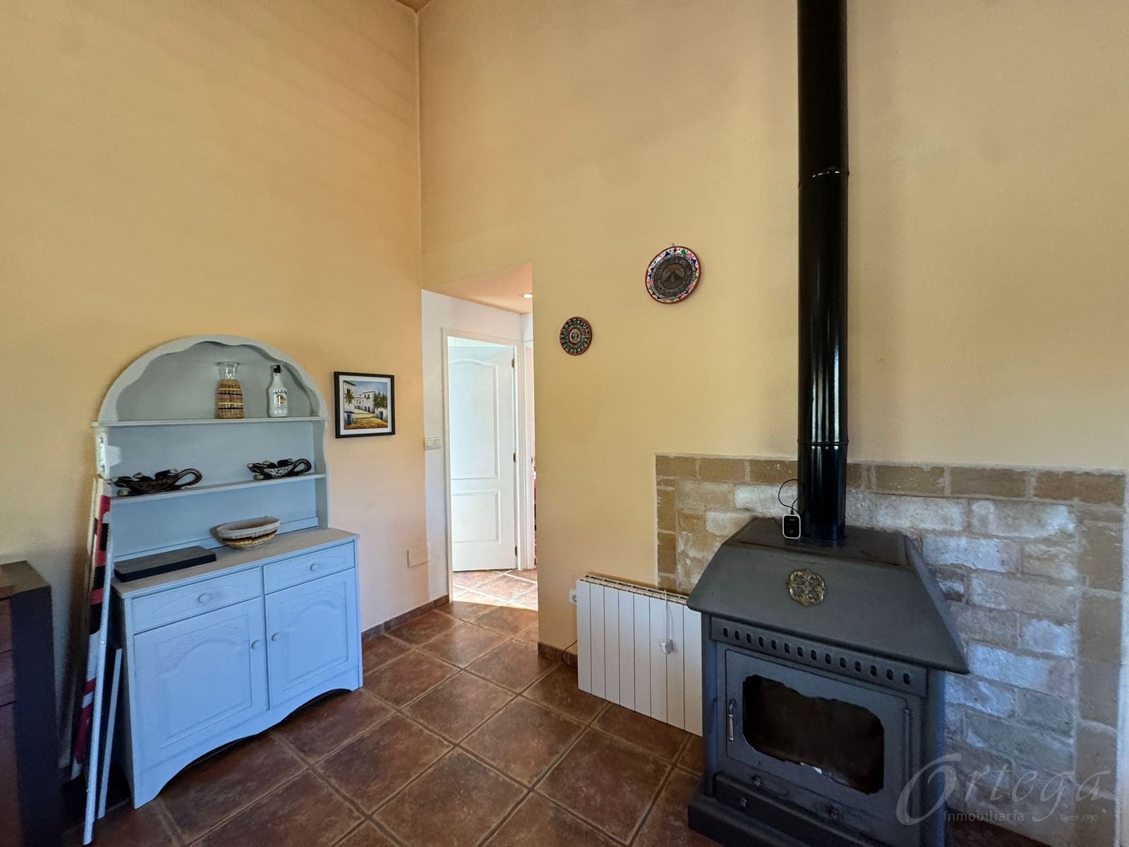 3 makuuhuone Maalaistalo myytävänä paikassa Benablon mukana uima-altaan 
autotalli - 185 000 € (Ref: 9486971)