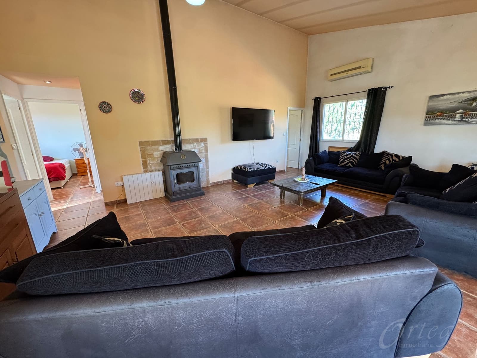 3 makuuhuone Maalaistalo myytävänä paikassa Benablon mukana uima-altaan 
autotalli - 185 000 € (Ref: 9486971)