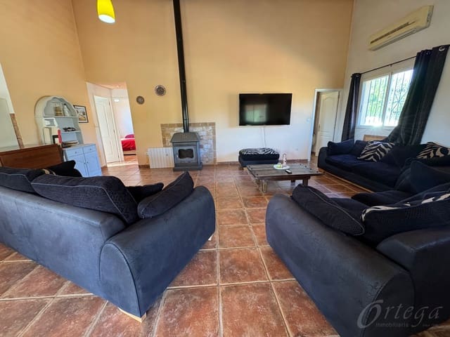 3 makuuhuone Maalaistalo myytävänä paikassa Benablon, Caravaca de la Cruz mukana uima-altaan 
autotalli - 185 000 € (Ref: 9486971)