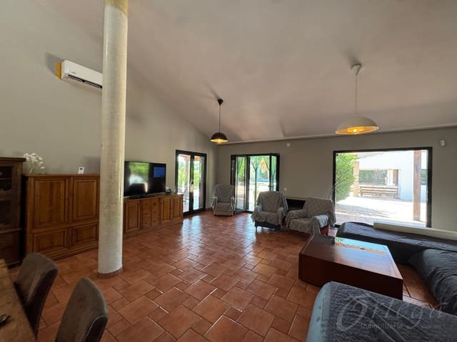 6 sypialnia Finka/Dom wiejski na sprzedaż w Calasparra z basenem garażem - 320 000 € (Ref: 9486972)