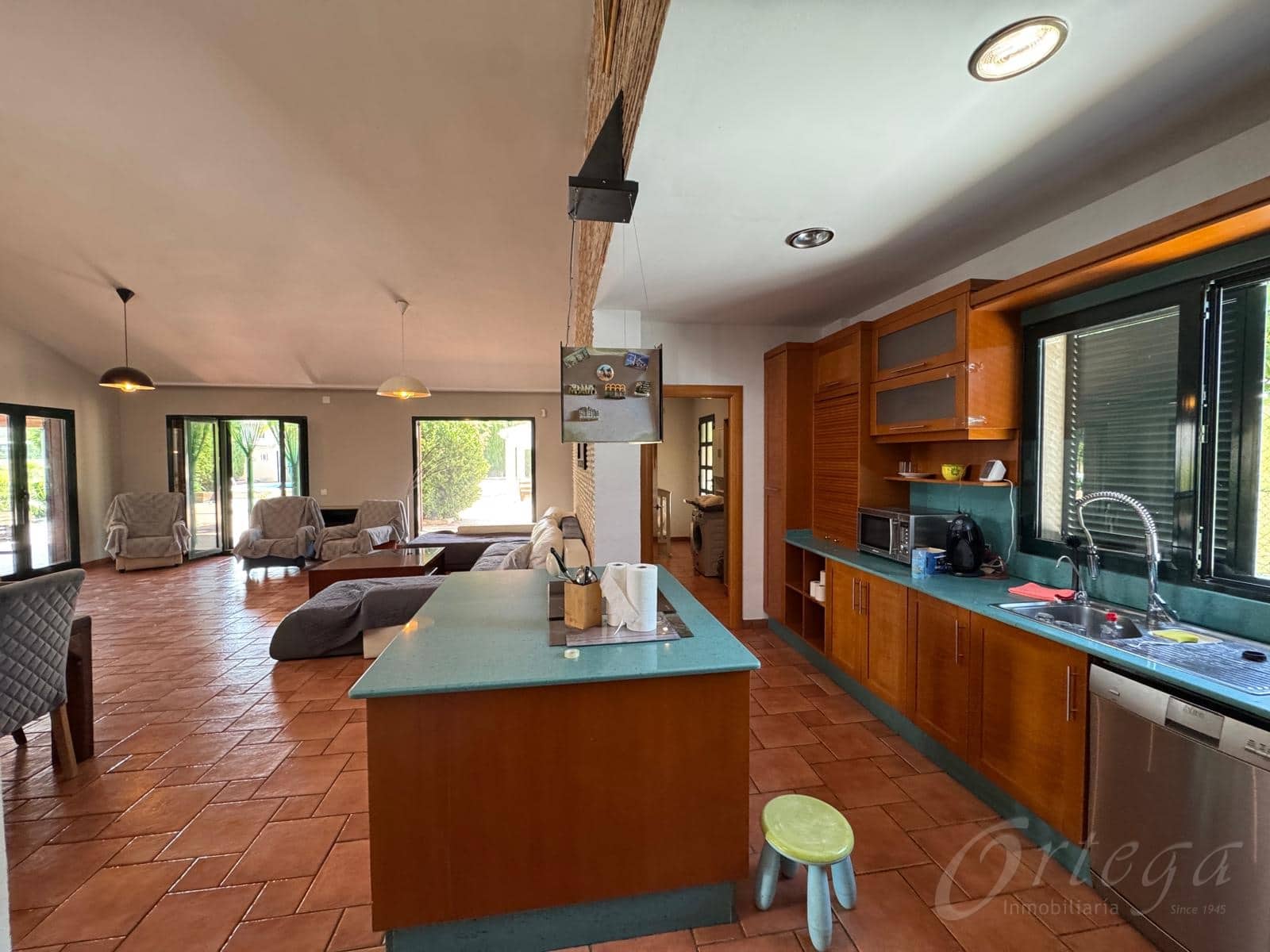 6 sypialnia Finka/Dom wiejski na sprzedaż w Calasparra z basenem garażem - 320 000 € (Ref: 9486972)