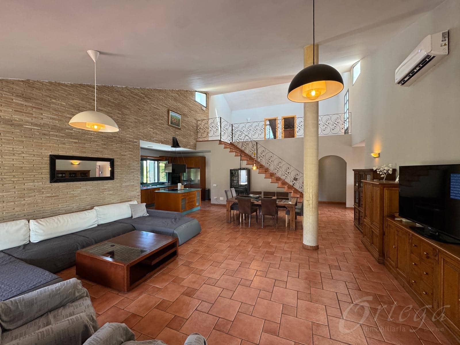 6 sypialnia Finka/Dom wiejski na sprzedaż w Calasparra z basenem garażem - 320 000 € (Ref: 9486972)