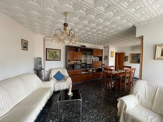 4 makuuhuone Asunto myytävänä paikassa Cehegín - 89 500 € (Ref: 9486974)