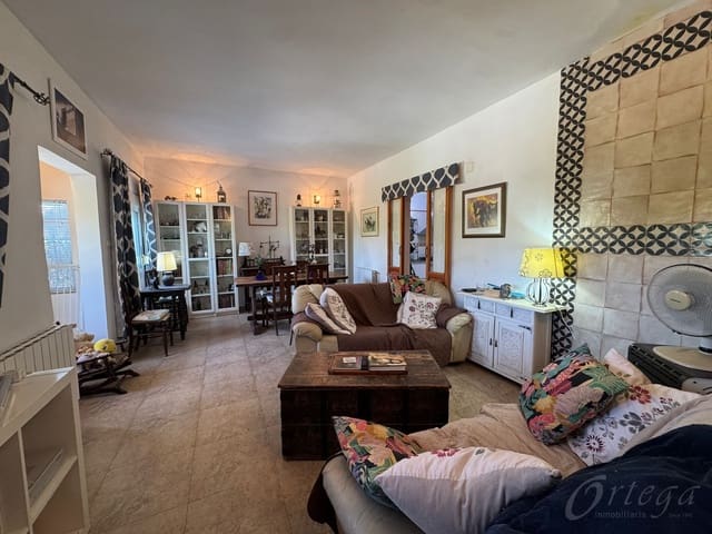 4 makuuhuone Maalaistalo myytävänä paikassa Cehegín mukana uima-altaan 
autotalli - 247 000 € (Ref: 9486978)