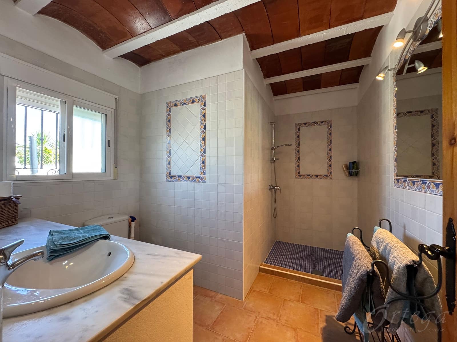 4 makuuhuone Maalaistalo myytävänä paikassa Cehegin mukana uima-altaan 
autotalli - 247 000 € (Ref: 9486978)