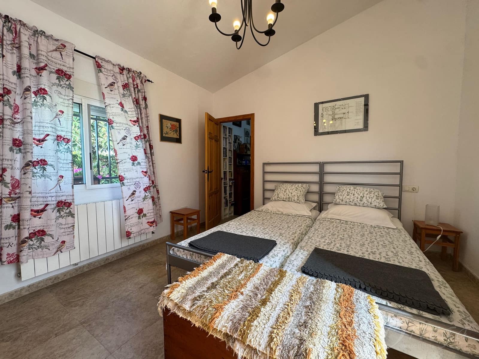 4 makuuhuone Maalaistalo myytävänä paikassa Cehegin mukana uima-altaan 
autotalli - 247 000 € (Ref: 9486978)