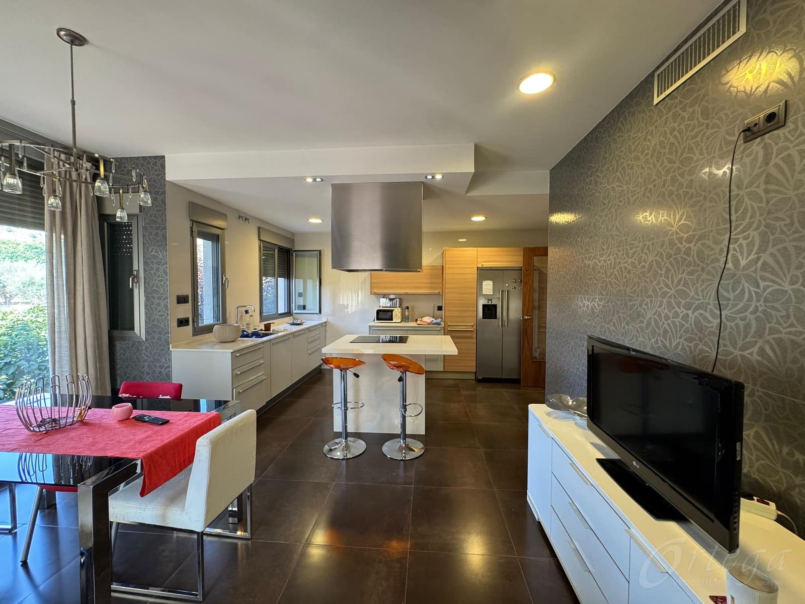 4 makuuhuone Maalaistalo myytävänä paikassa Cehegin mukana uima-altaan 
autotalli - 610 000 € (Ref: 9486979)