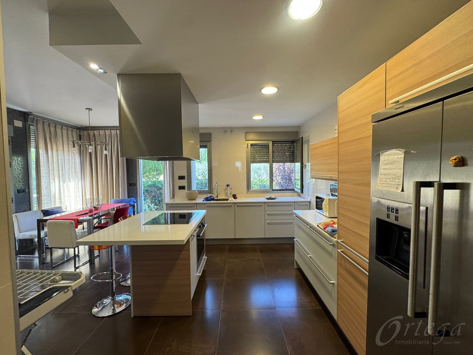 4 makuuhuone Maalaistalo myytävänä paikassa Cehegin mukana uima-altaan 
autotalli - 610 000 € (Ref: 9486979)