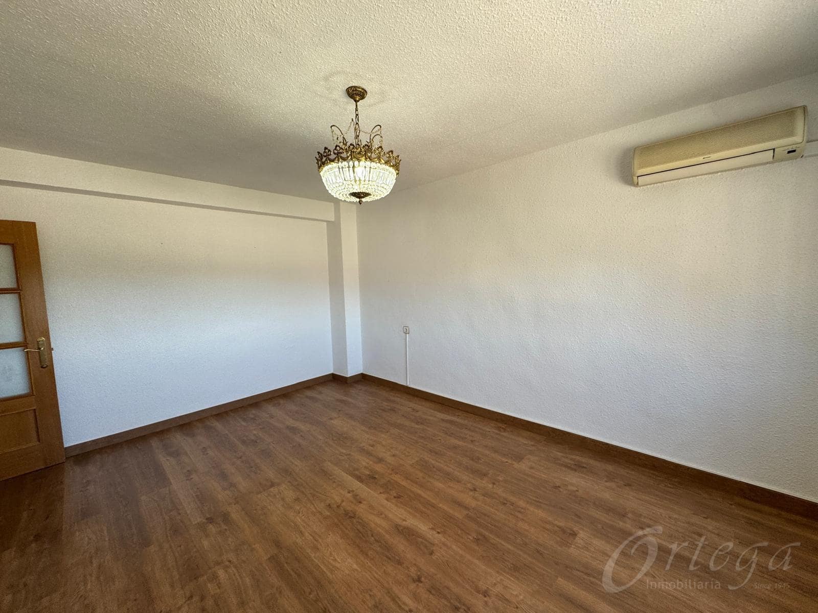 4 quarto Casa em Banda para venda em Cehegin com garagem - 170 000 € (Ref: 9486981)