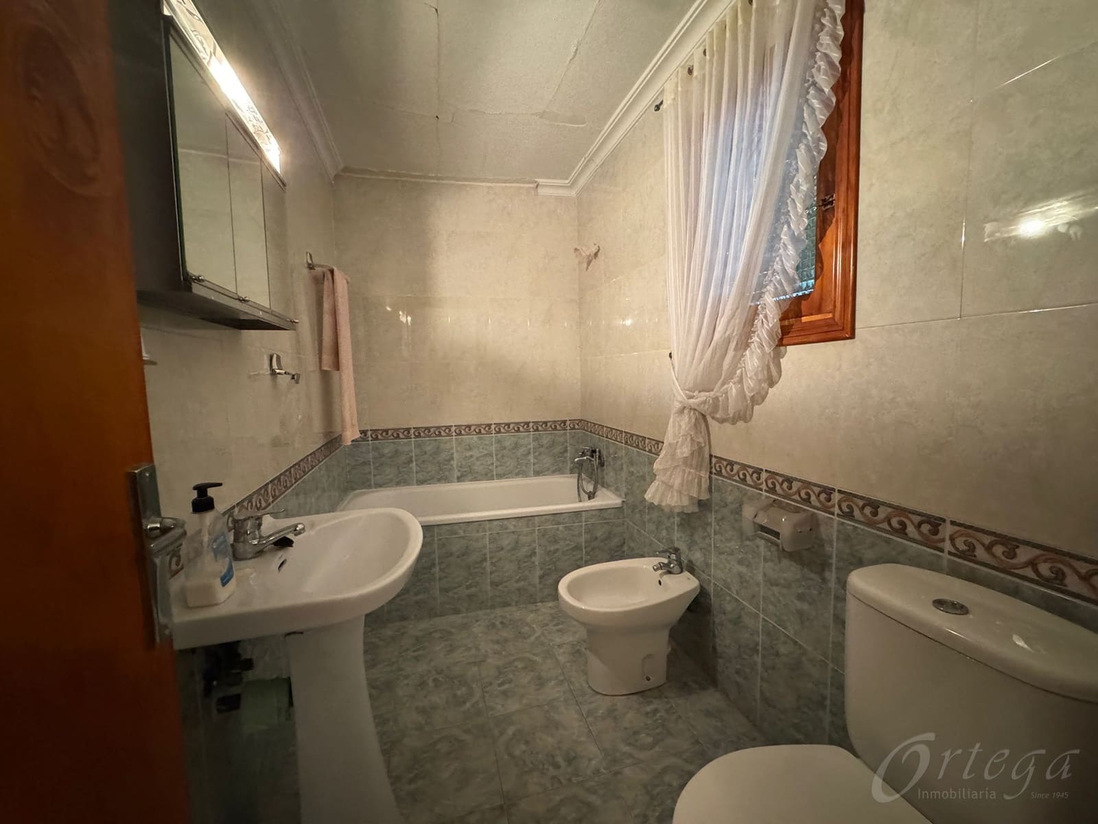 4 makuuhuone Omakotitalo myytävänä paikassa Cehegin - 50 000 € (Ref: 9494107)