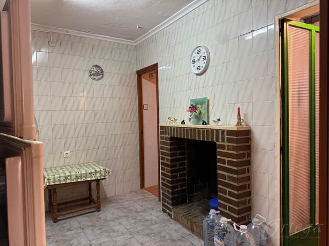 4 makuuhuone Omakotitalo myytävänä paikassa Cehegín - 50 000 € (Ref: 9494107)