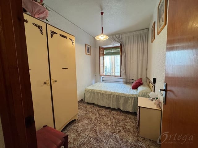 4 makuuhuone Omakotitalo myytävänä paikassa Cehegín - 50 000 € (Ref: 9494107)