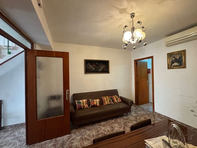 4 makuuhuone Omakotitalo myytävänä paikassa Cehegín - 50 000 € (Ref: 9494107)