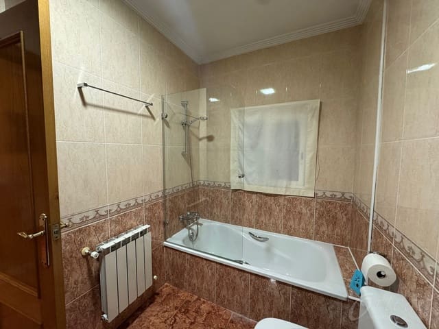 Apartamento de 3 habitaciones en Cehegín en alquiler con garaje - 500 € (Ref: 9495341)