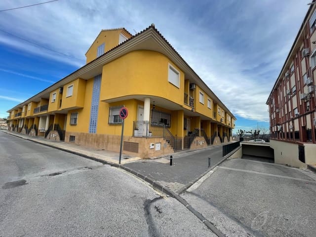 Apartamento de 3 habitaciones en Cehegín en alquiler con garaje - 500 € (Ref: 9495341)