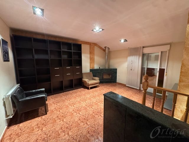 Apartamento de 3 habitaciones en Cehegín en alquiler con garaje - 500 € (Ref: 9495341)