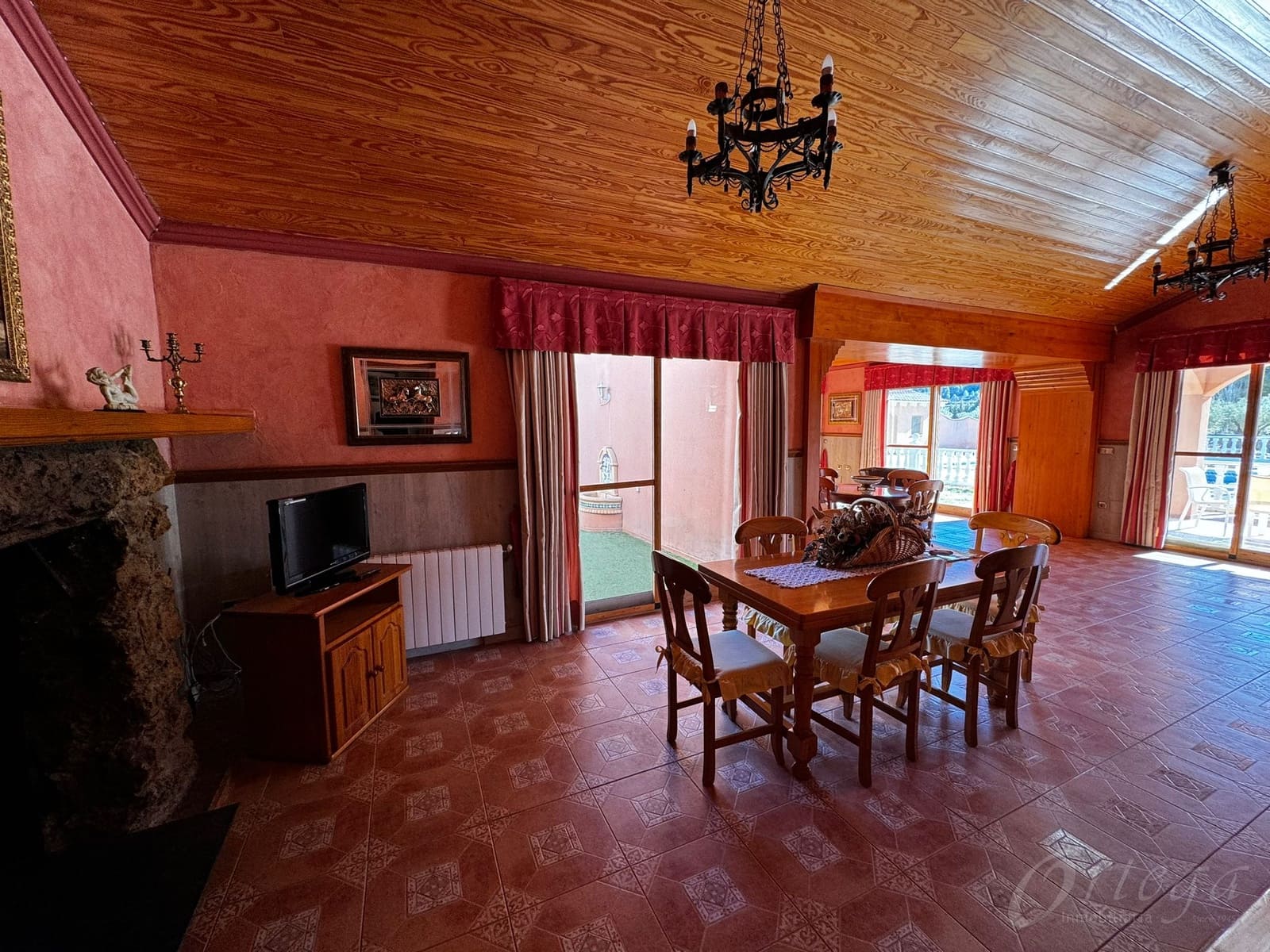 3 soverom Finca/Herregård til leie i Bullas med svømmebasseng garasje - € 1 200 (Ref: 9495342)