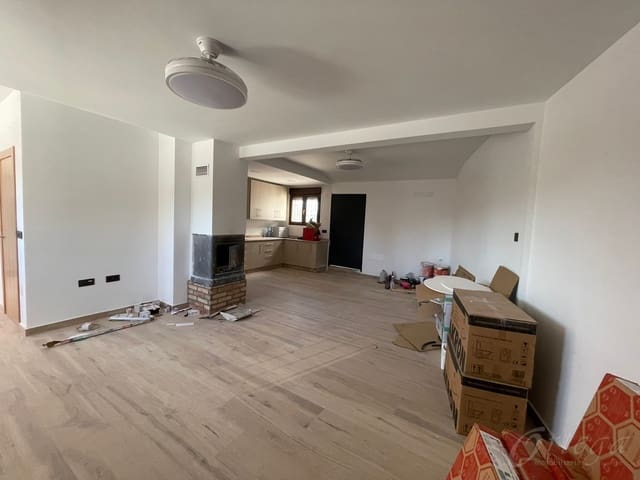 3 Zimmer Finca/Landgut zu vermieten in Caravaca de la Cruz mit Pool Garage - 1.100 € (Ref: 9524937)