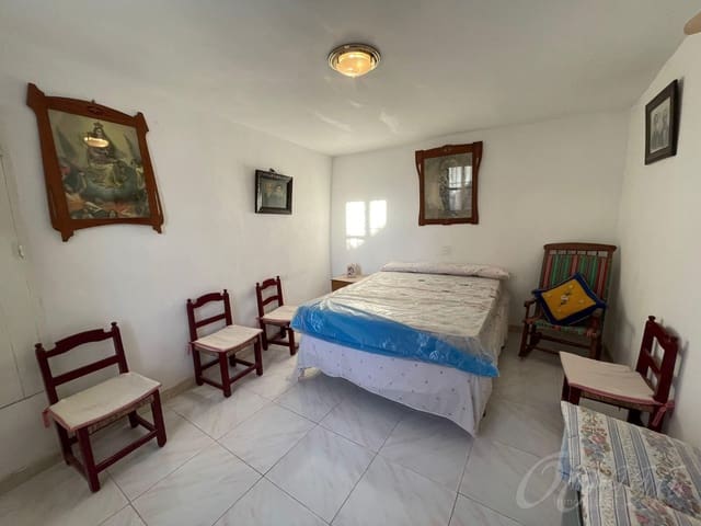 4 soveværelse Finca/Landehus til salg i Cehegín med swimmingpool garage - € 42.000 (Ref: 9524939)