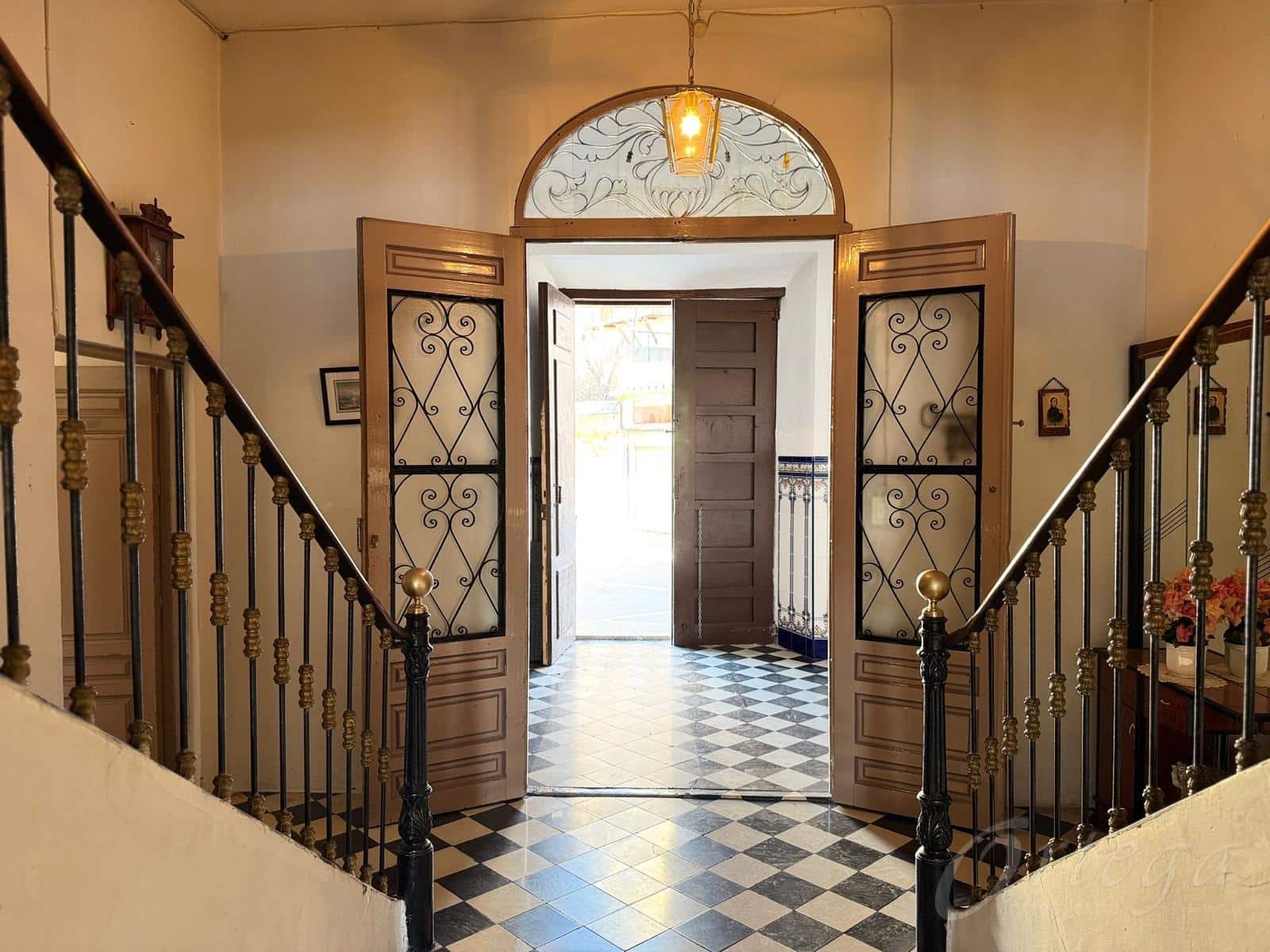 8 sypialnia Dom na sprzedaż w Cehegin z garażem - 165 000 € (Ref: 9650488)