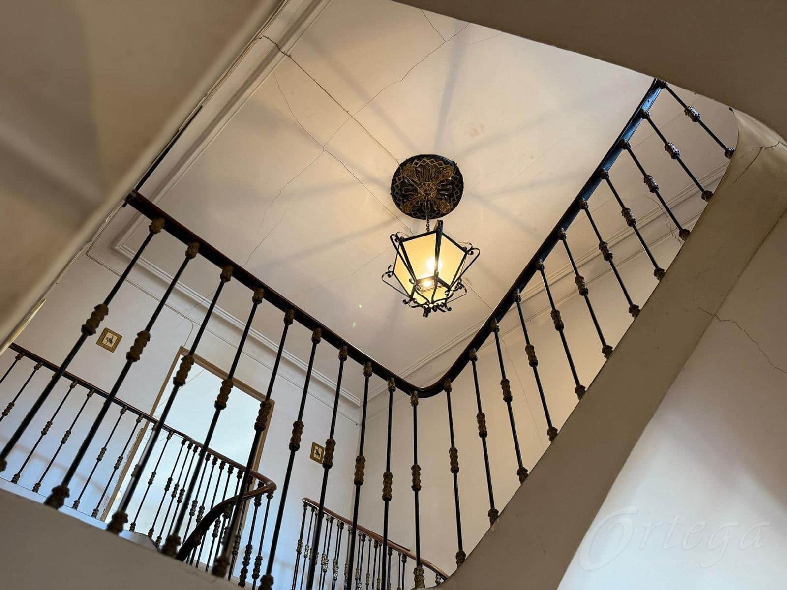 8 sypialnia Dom na sprzedaż w Cehegin z garażem - 165 000 € (Ref: 9650488)