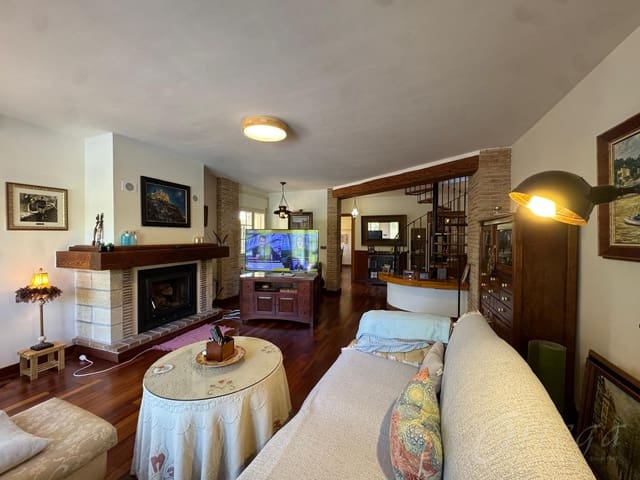 4 bedroom Finca/Country House for sale in Caravaca de la Cruz with pool garage - € 345,000 (Ref: 9688619)