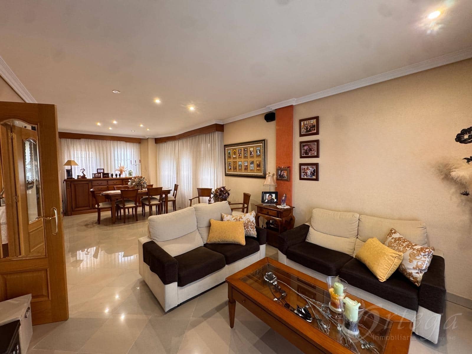 6 bedroom Villa for sale in Caravaca de la Cruz with garage - € 399,500 (Ref: 9694501)