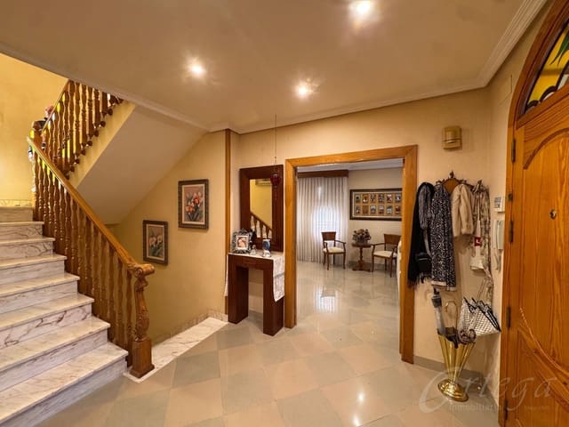 6 soveværelse Villa til salg i Caravaca de la Cruz med garage - € 399.500 (Ref: 9694501)