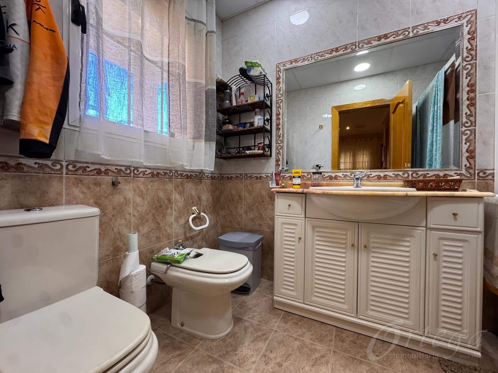 6 bedroom Villa for sale in Caravaca de la Cruz with garage - € 399,500 (Ref: 9694501)