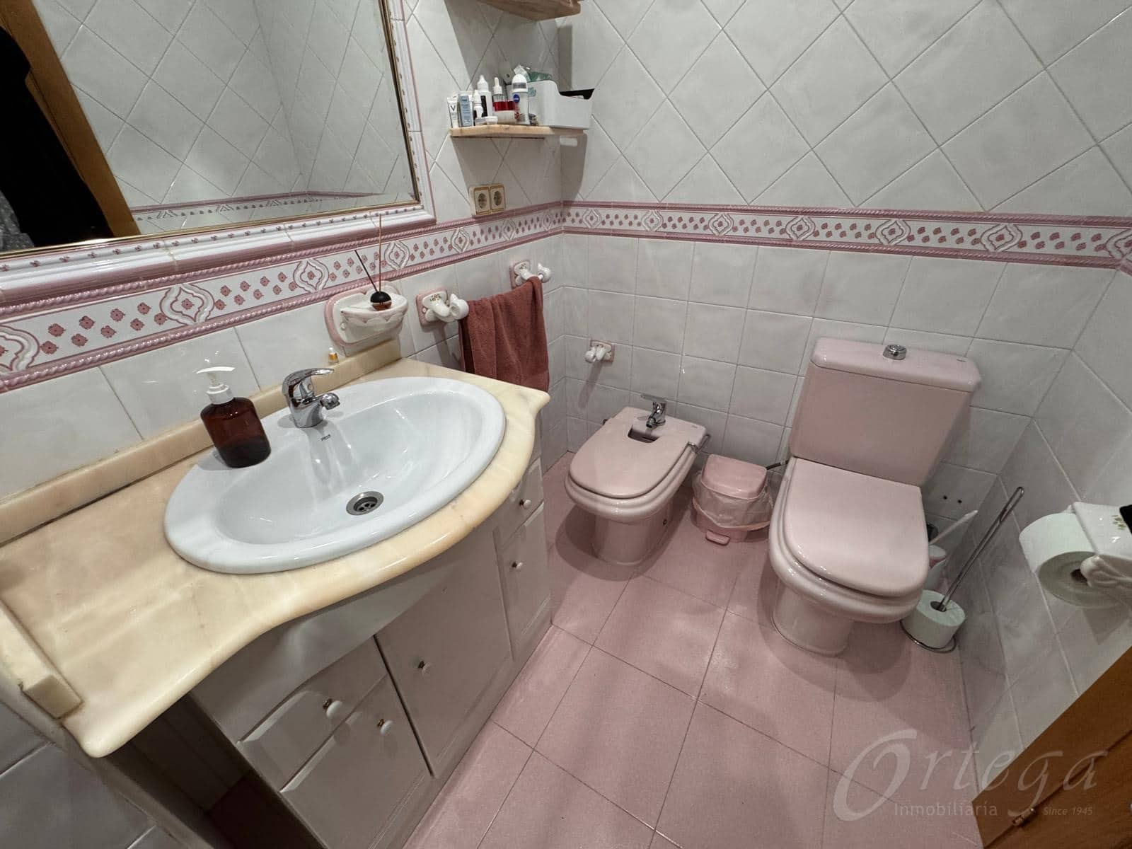 6 bedroom Villa for sale in Caravaca de la Cruz with garage - € 399,500 (Ref: 9694501)