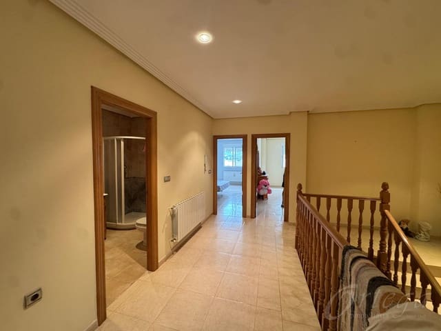 5 soveværelse Villa til salg i Cehegín med garage - € 230.000 (Ref: 9694503)