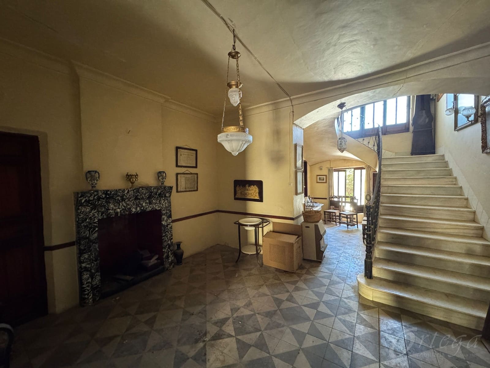 6 bedroom Townhouse for sale in Bullas - € 150,000 (Ref: 9778459)