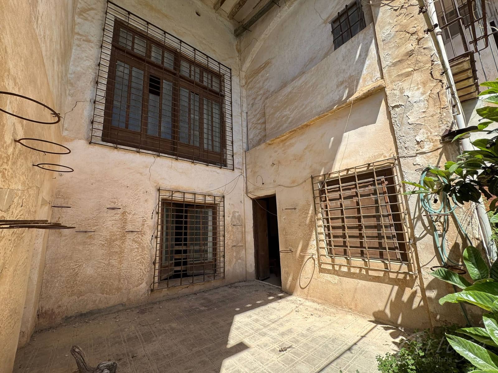 6 bedroom Townhouse for sale in Bullas - € 150,000 (Ref: 9778459)