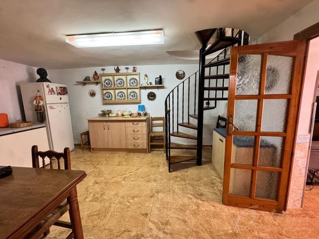 4 chambre Maison de Ville à vendre à Cehegín avec garage - 109 500 € (Ref: 9877582)