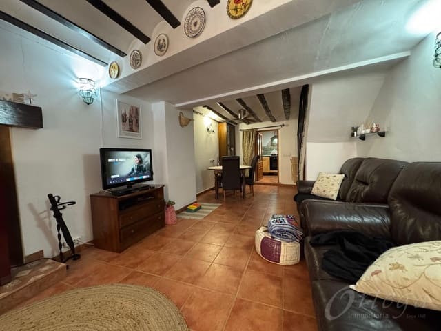 Casa de 3 habitaciones en Cehegín en venta con garaje - 59.900 € (Ref: 9902485)
