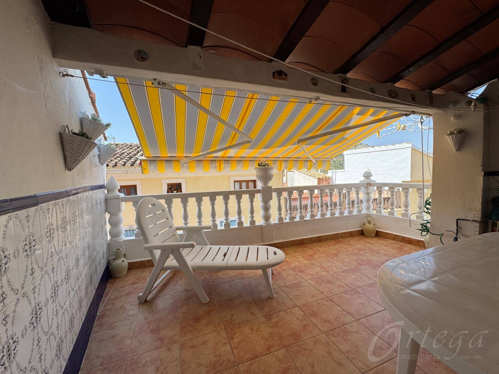 Casa de 3 habitaciones en Cehegín en venta con garaje - 59.900 € (Ref: 9902485)