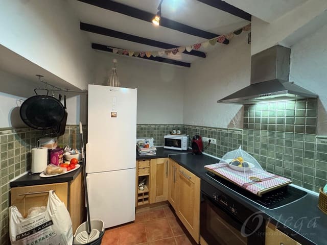Casa de 3 habitaciones en Cehegín en venta con garaje - 59.900 € (Ref: 9902485)
