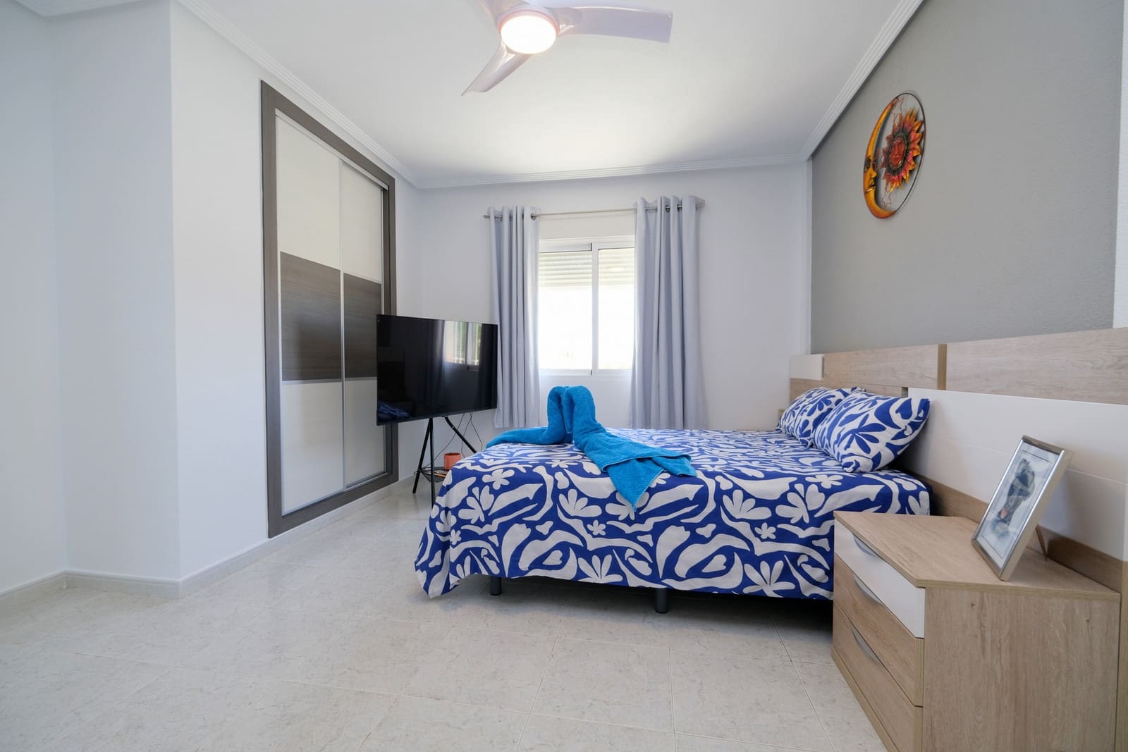 5 soveværelse Villa til salg i Villamartin med swimmingpool garage - € 495.000 (Ref: 10003491)
