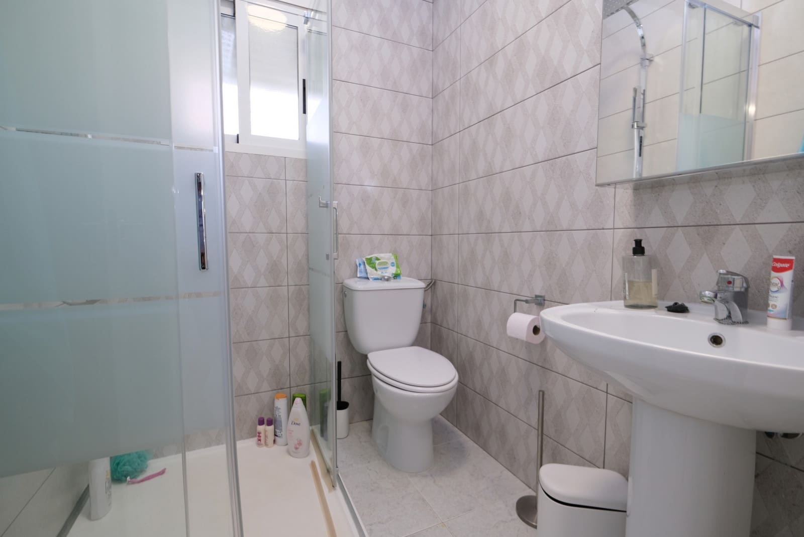 5 soveværelse Villa til salg i Villamartin med swimmingpool garage - € 495.000 (Ref: 10003491)