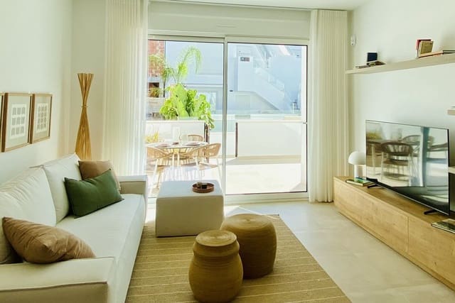 Apartamento de 3 habitaciones en Pilar de la Horadada ciudad, Pilar de la Horadada en venta con piscina garaje - 314.900 € (Ref: 10003493)