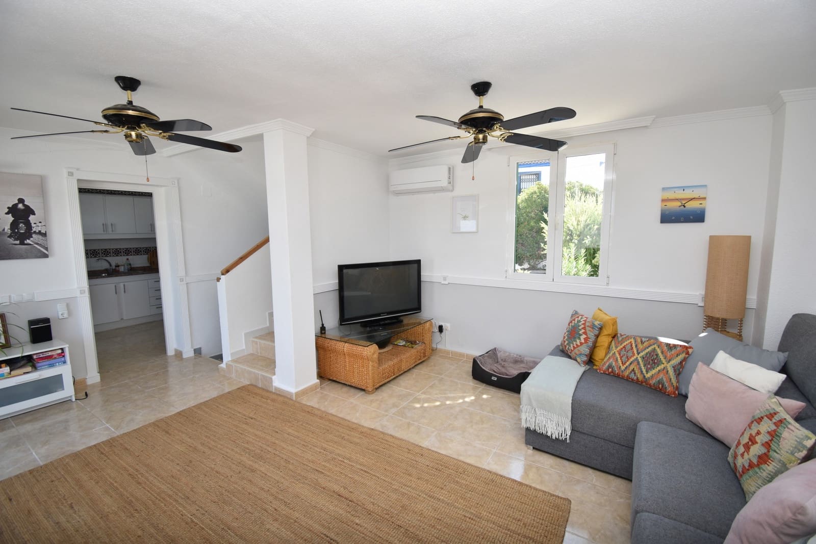 3 slaapkamer Huis te koop in Villamartin met zwembad - € 239.000 (Ref: 10005165)