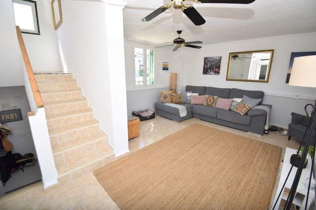 3 slaapkamer Huis te koop in Villamartin, Orihuela met zwembad - € 239.000 (Ref: 10005165)